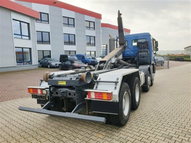 DAIMLER-BENZ Actros