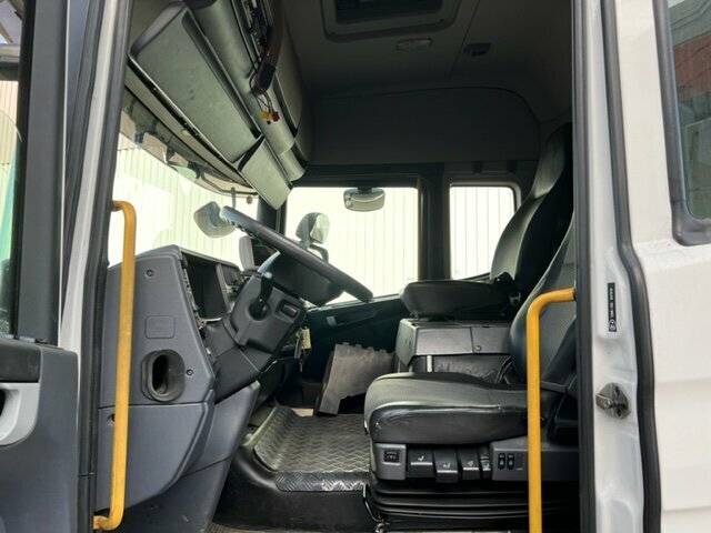 SCANIA (S) P