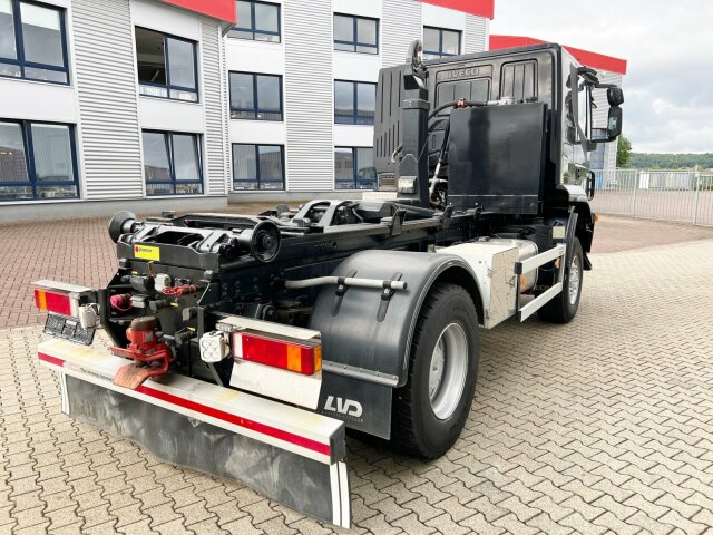 IVECO-MAGIRUS Trakker