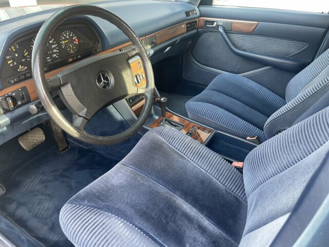 MERCEDES-BENZ 300