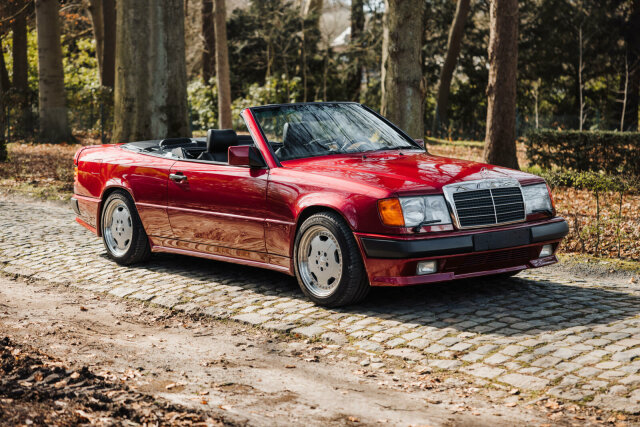 Mercedes-Benz300