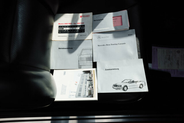 MERCEDES-BENZ 300