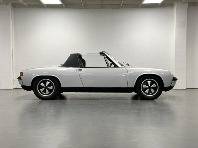 PORSCHE 914