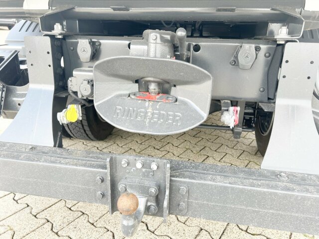 DAIMLER-BENZ Atego