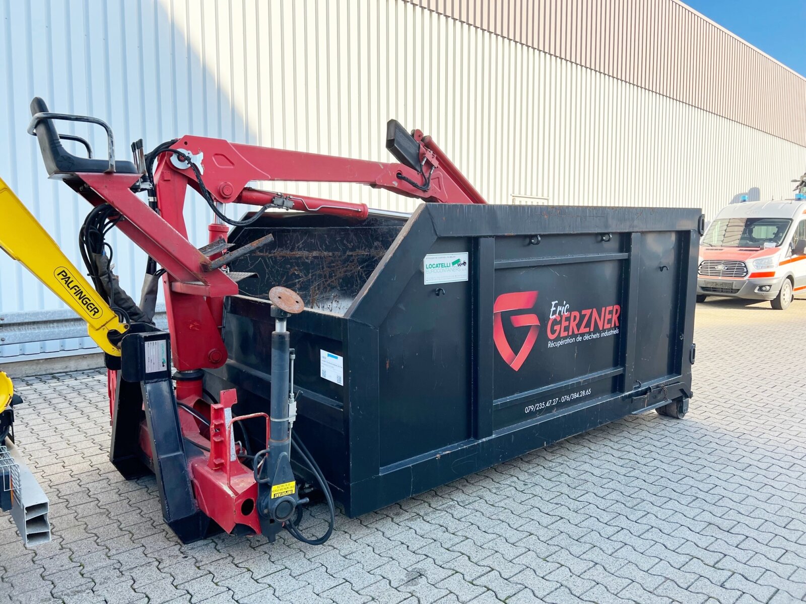 andere-locatelli-city-abrollcontainer-mit-kran-in-bovenden-gassmann