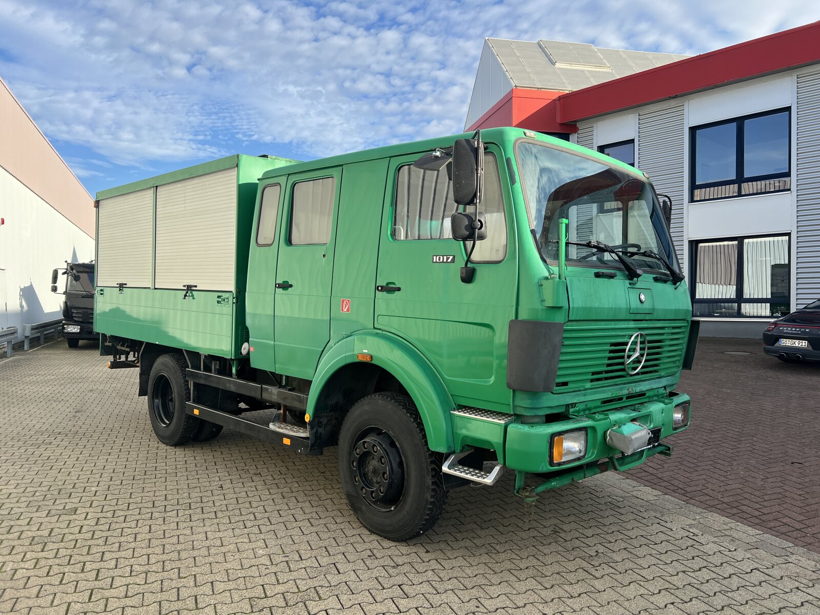 detailansicht-mercedes-benz-1017-af-4x4-gassmann-trucks