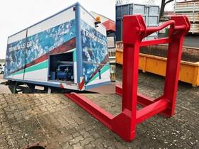 Andere Abrollcontainer Kofferaufbau mit Bewässerungssystem